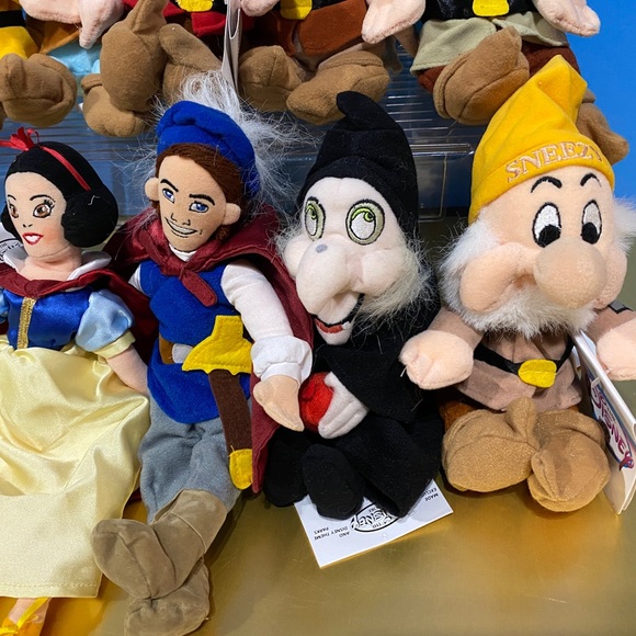 DISNEY EXCLUSIVE NWT 90s SNOW WHITE AND THE SEVEN DWARFS COMPLETE SET OF 10PLUSH - Picture 3 of 13